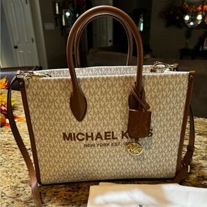 Brand new…Was never MICHAEL KORS